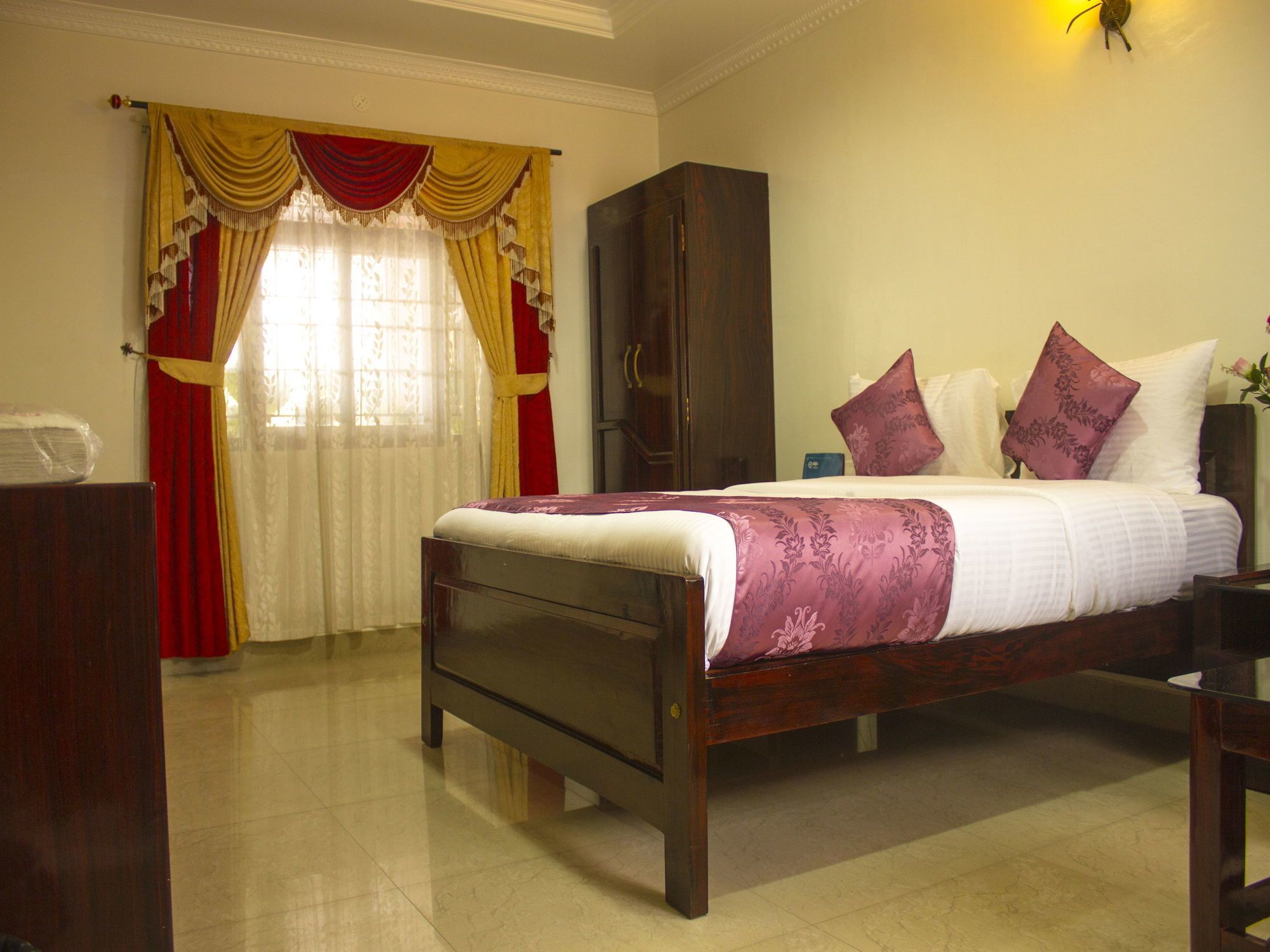 Oyo 3217 Kurinji Residency Hotel Ooty Ngoại thất bức ảnh